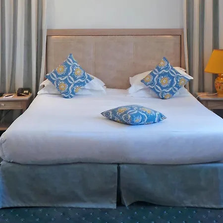 Giraglia Hotel 4*