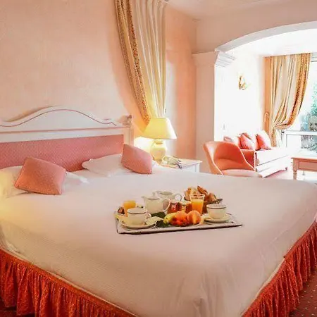 Giraglia 4* Grimaud