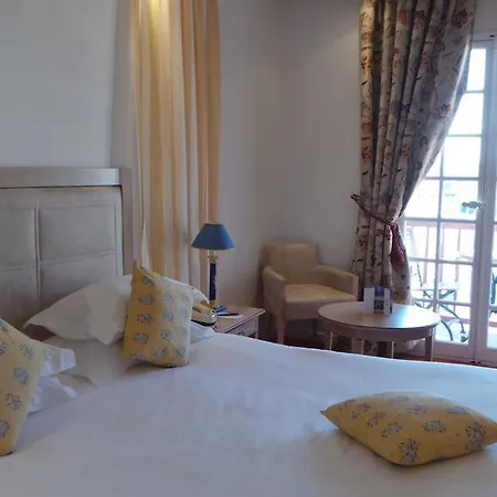 Giraglia Hotel Grimaud