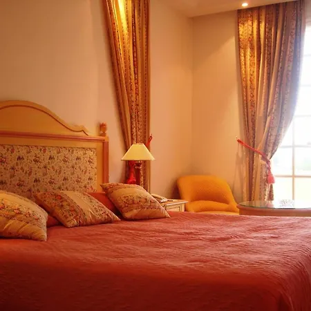 Giraglia Otel 4*