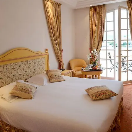 Giraglia Hotel