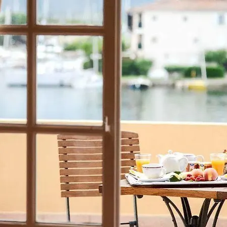 Giraglia Otel Grimaud